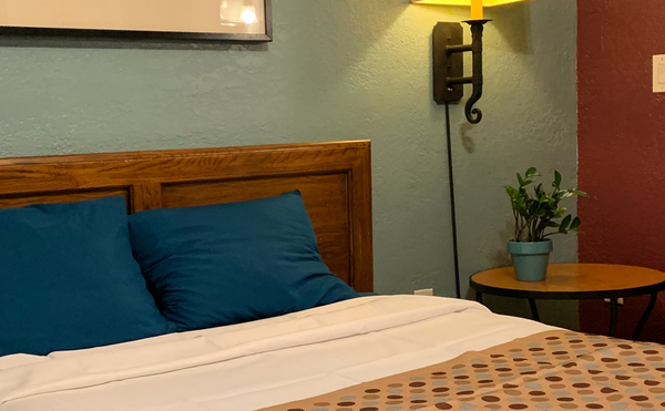 Non Smoking Queen Bedded Room